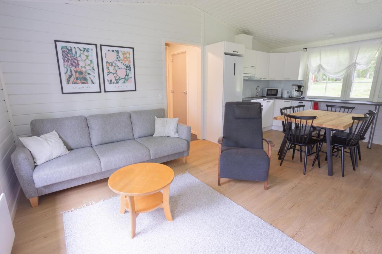 Lomaperkkioe Cottages 카야니 외부 사진