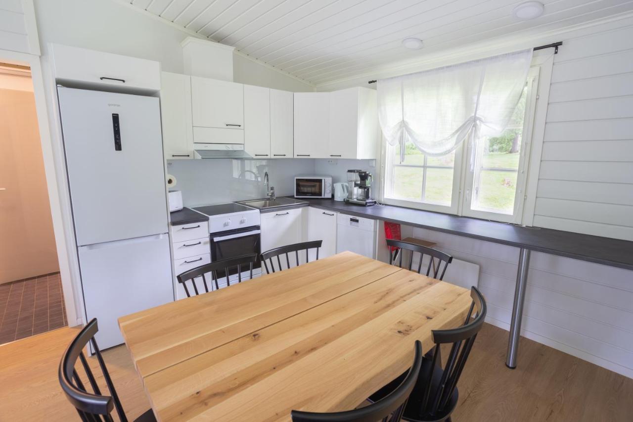 Lomaperkkioe Cottages 카야니 외부 사진