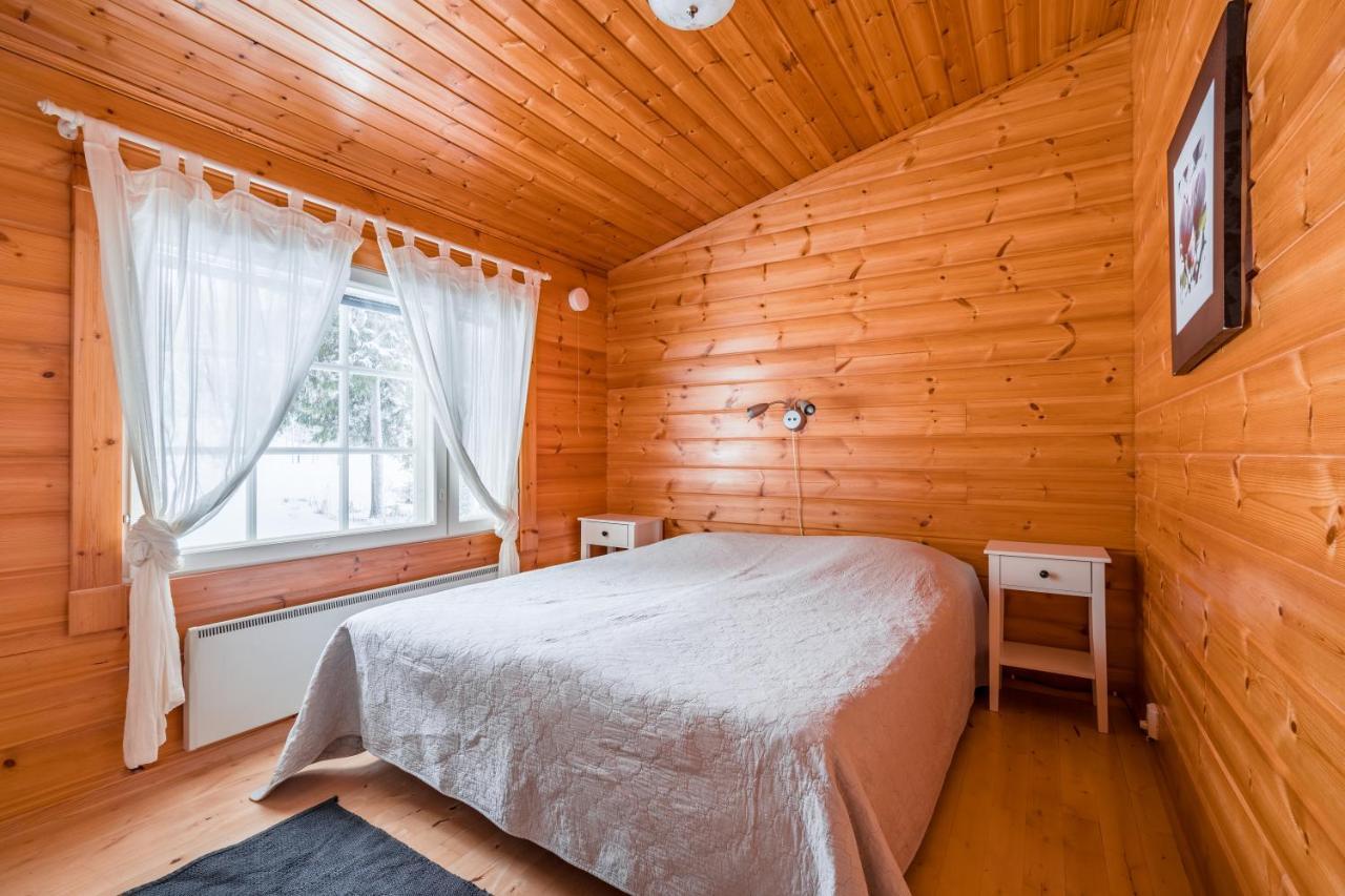 Lomaperkkioe Cottages 카야니 외부 사진